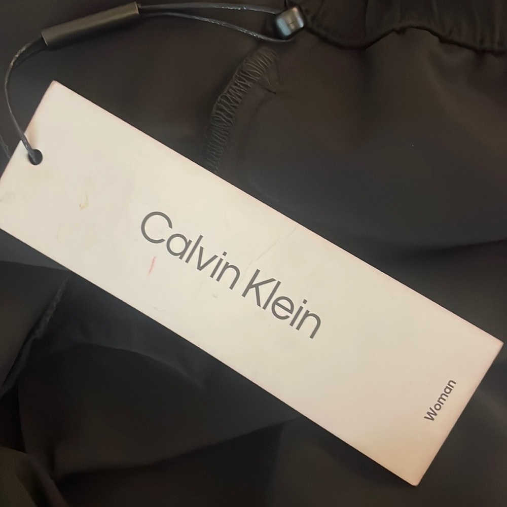 NWT Calvin Klein Asymmetrical Handkerchief Midi Skirt in Black - Picture 3 of 4